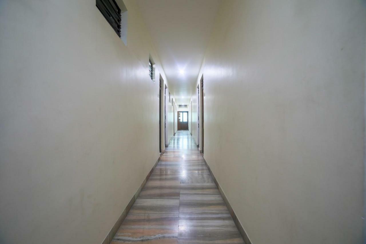 Oyo 46697 Hotel Gopi Nagpur Exterior foto